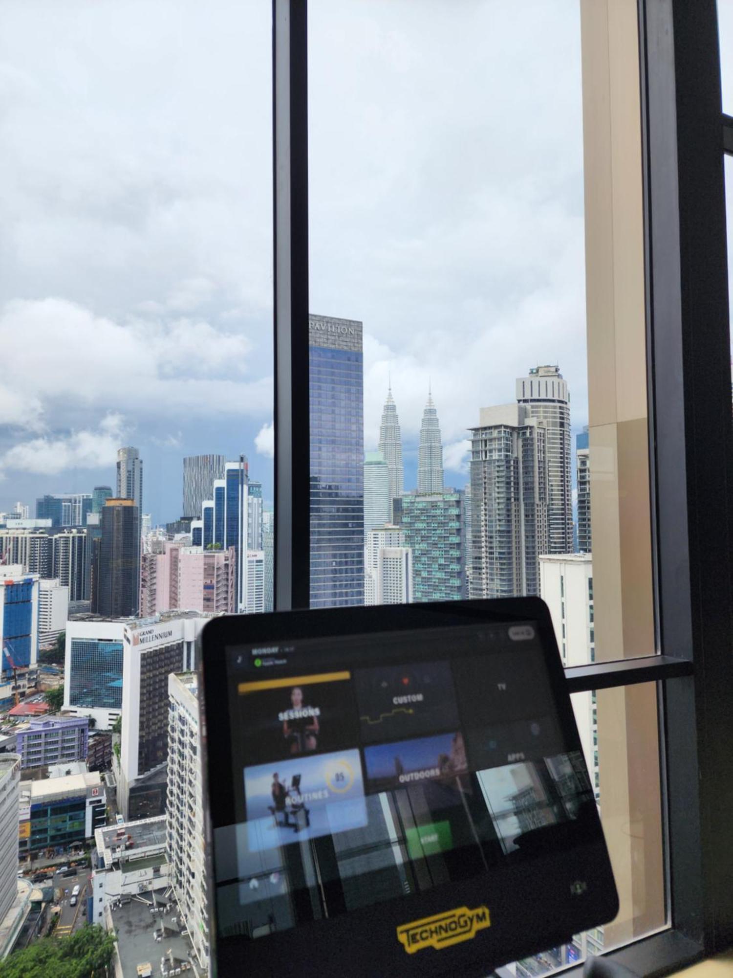 Axon Suite Premium Kl Kuala Lumpur Exterior foto